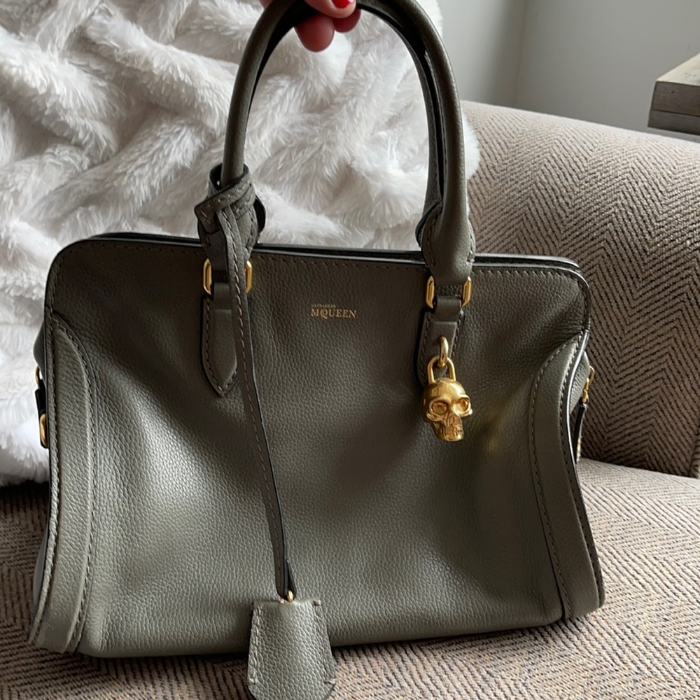 Authentic Alexander McQueen Tote.minor wear on it